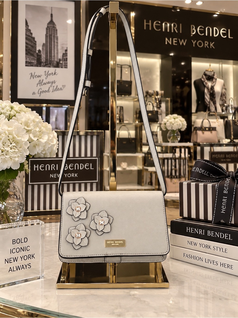 henri bendel White Floral Applique Shoulder Bag